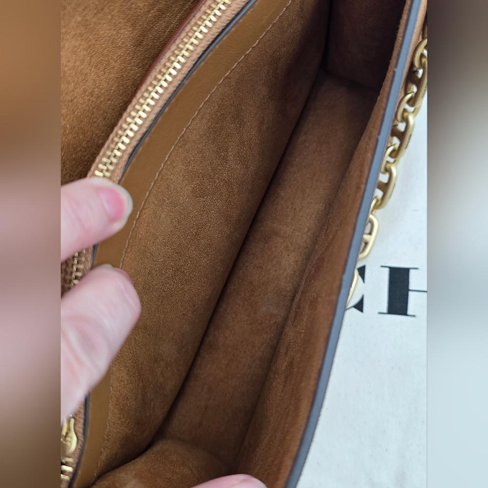 💥NWOT💥 Coach Beat Shoulder Bag In Colorblock With Rivets Leather Crossbody - Picture 12 of 16